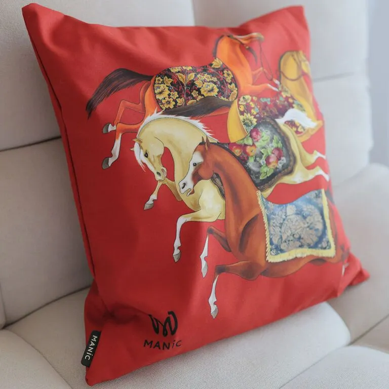 Подушка декоративная Красная, MANIC