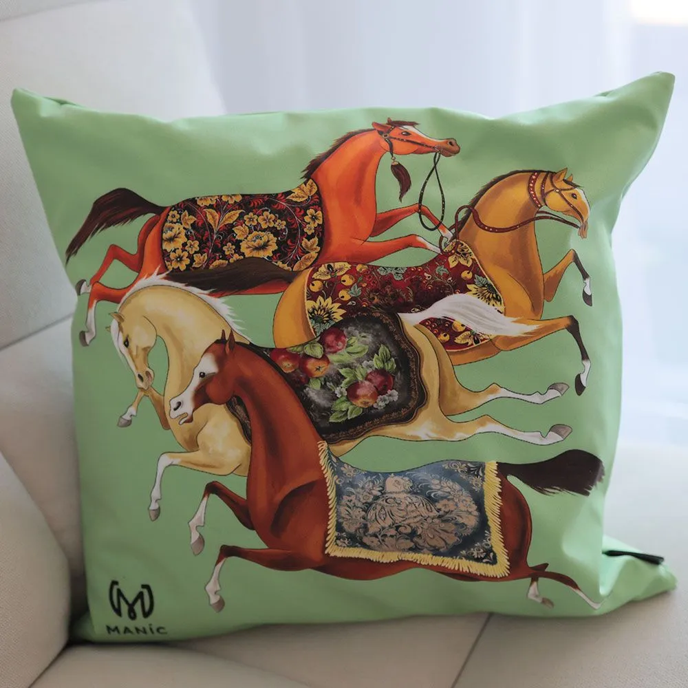 Подушка декоративная Зеленая, MANIC