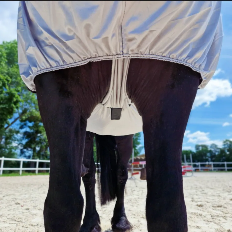 Попона York Eczema антимоскитная с капором бежевая 145 cm