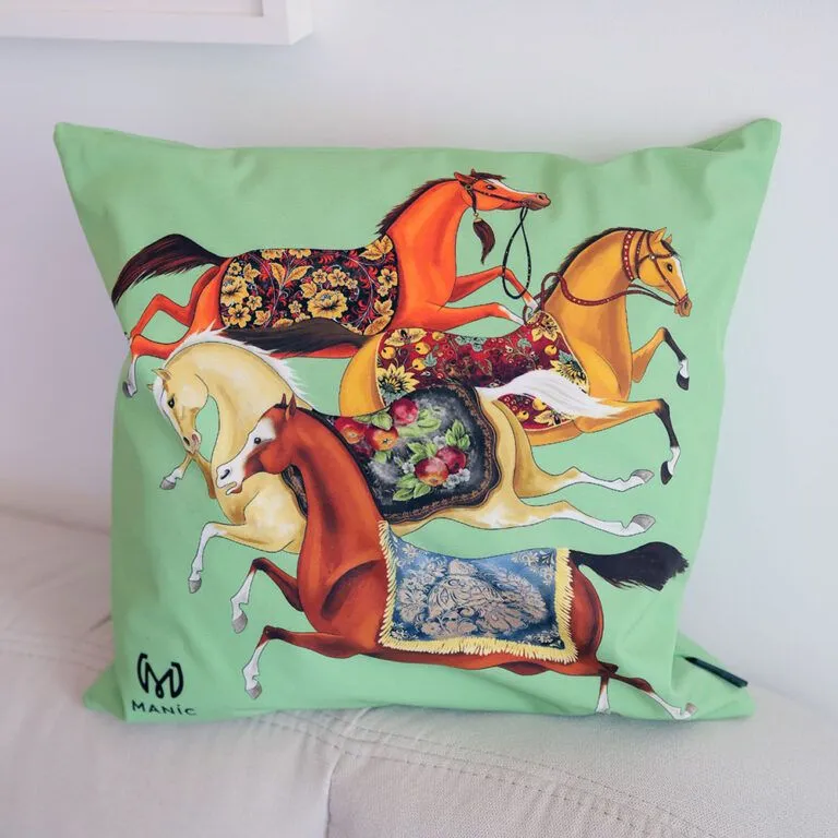 Подушка декоративная Зеленая, MANIC