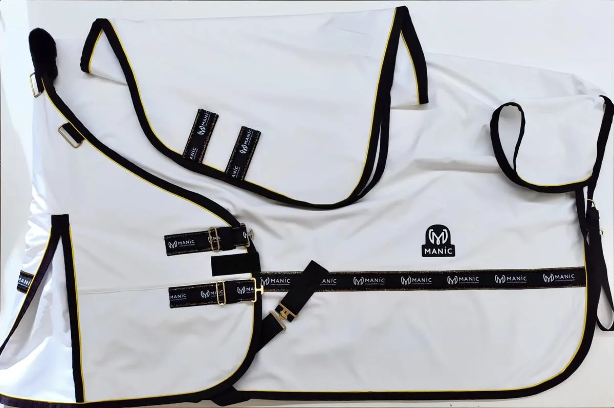 Попона SoftShell CHANEL прогулочная с капором, Белая, размер 125