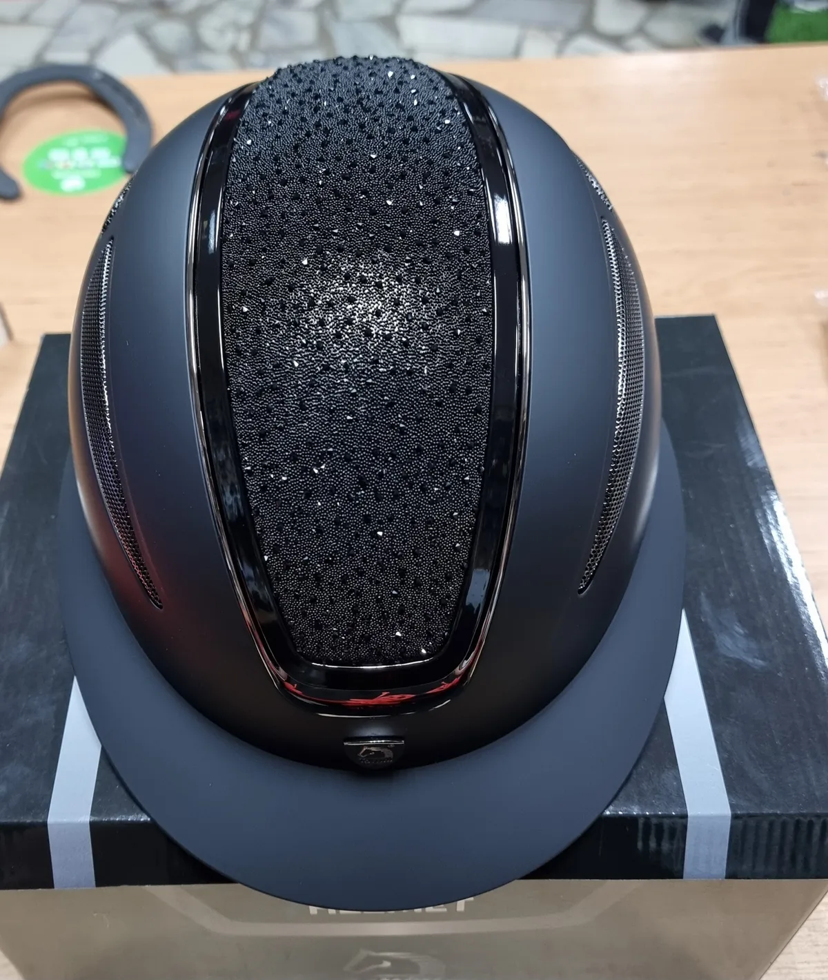 Шлем CASSIOPEA широкий козырек 