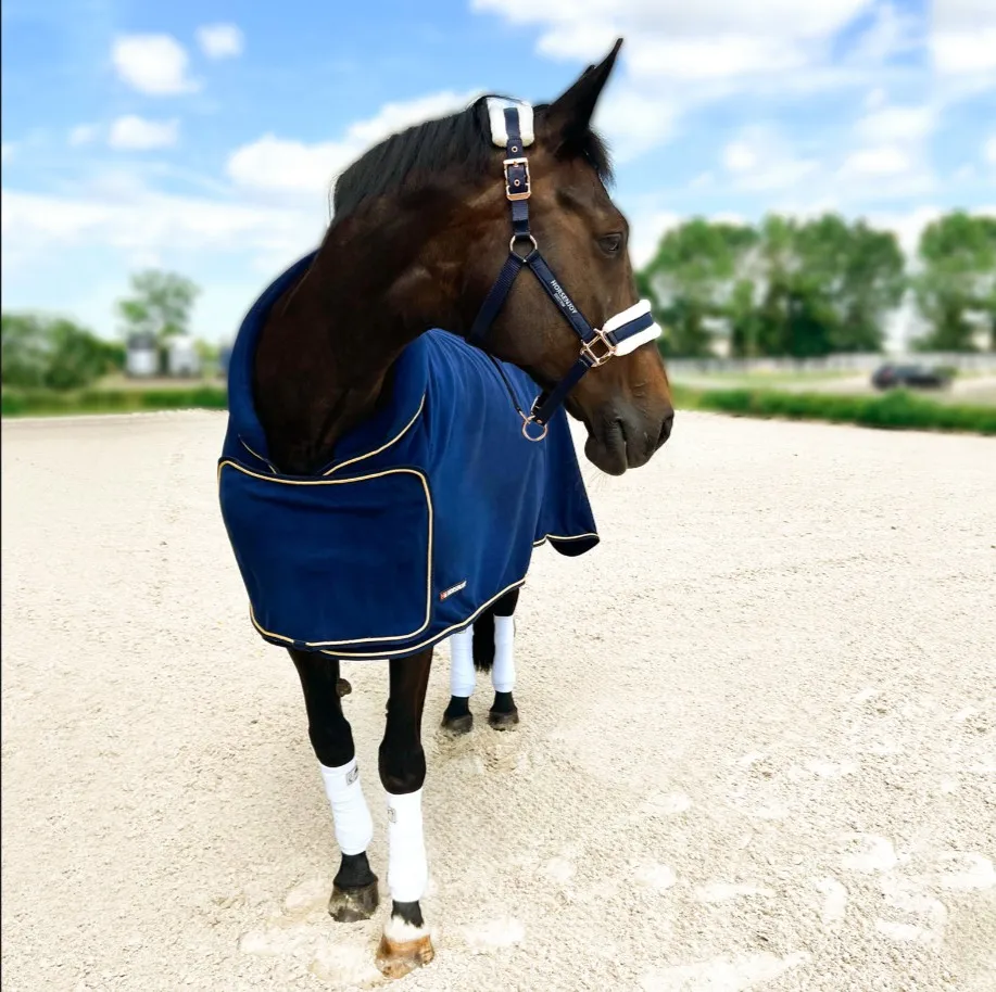 Попона HE Show флисовая без ремней темно-синяя 135 см