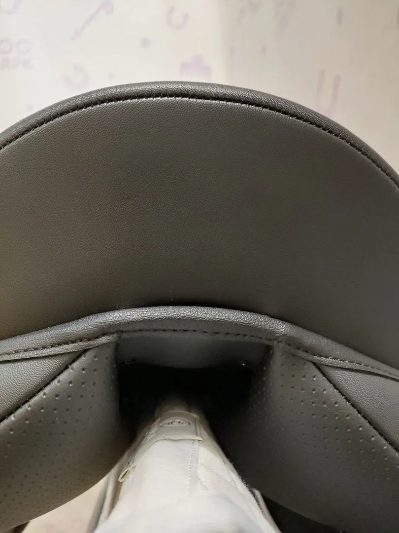 Седло спортивное Wintec 250 All Purpose Flock 17.5