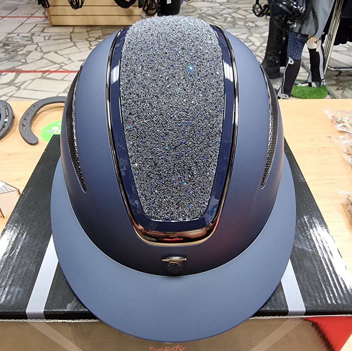 Шлем CASSIOPEA широкий козырек