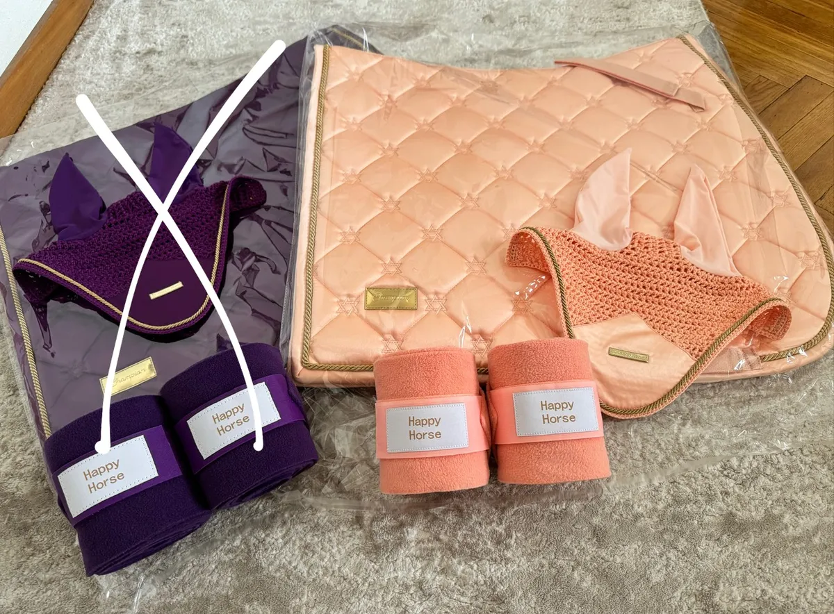 Выездковый комплект вальтрап, ушки и бинты