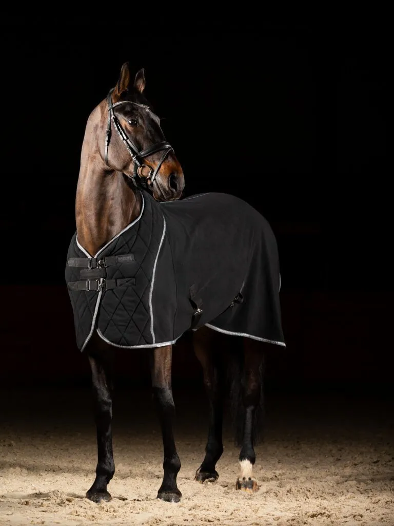 Попона флисовая Skin Logo, Черная, размер 105