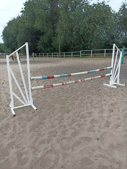 препятствие для конкура