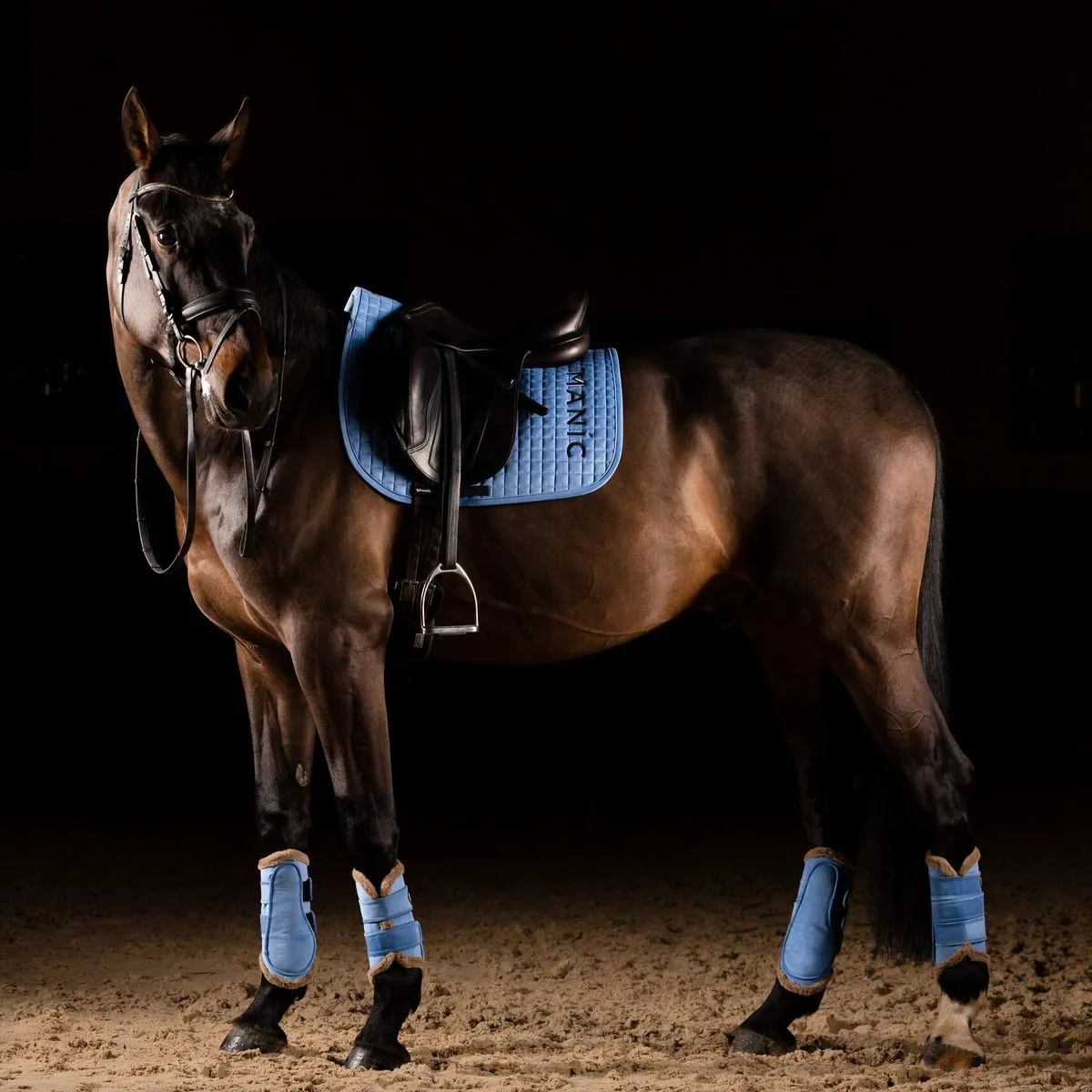 Вальтрап Manic Gentle Touch, Голубой выездковый