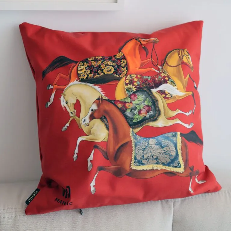 Подушка декоративная Красная, MANIC