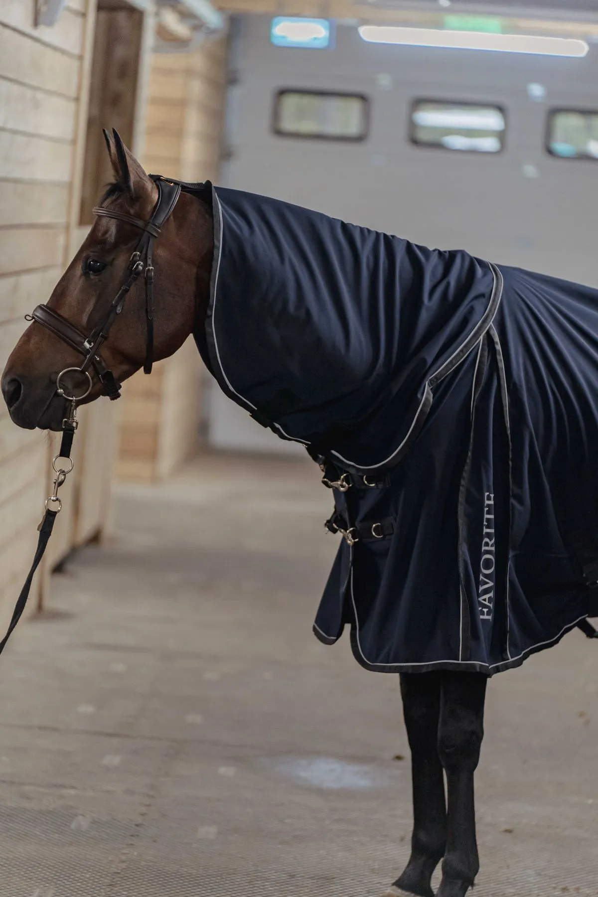 Попона дождевая FAVORITE HORSE R-Protection (синяя, 135)