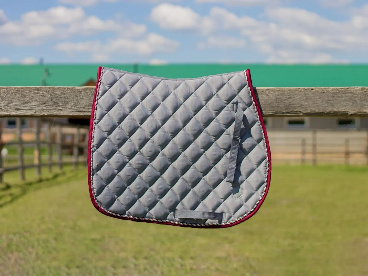 Вальтрап конкурный с бордовой окантовкой (серый)