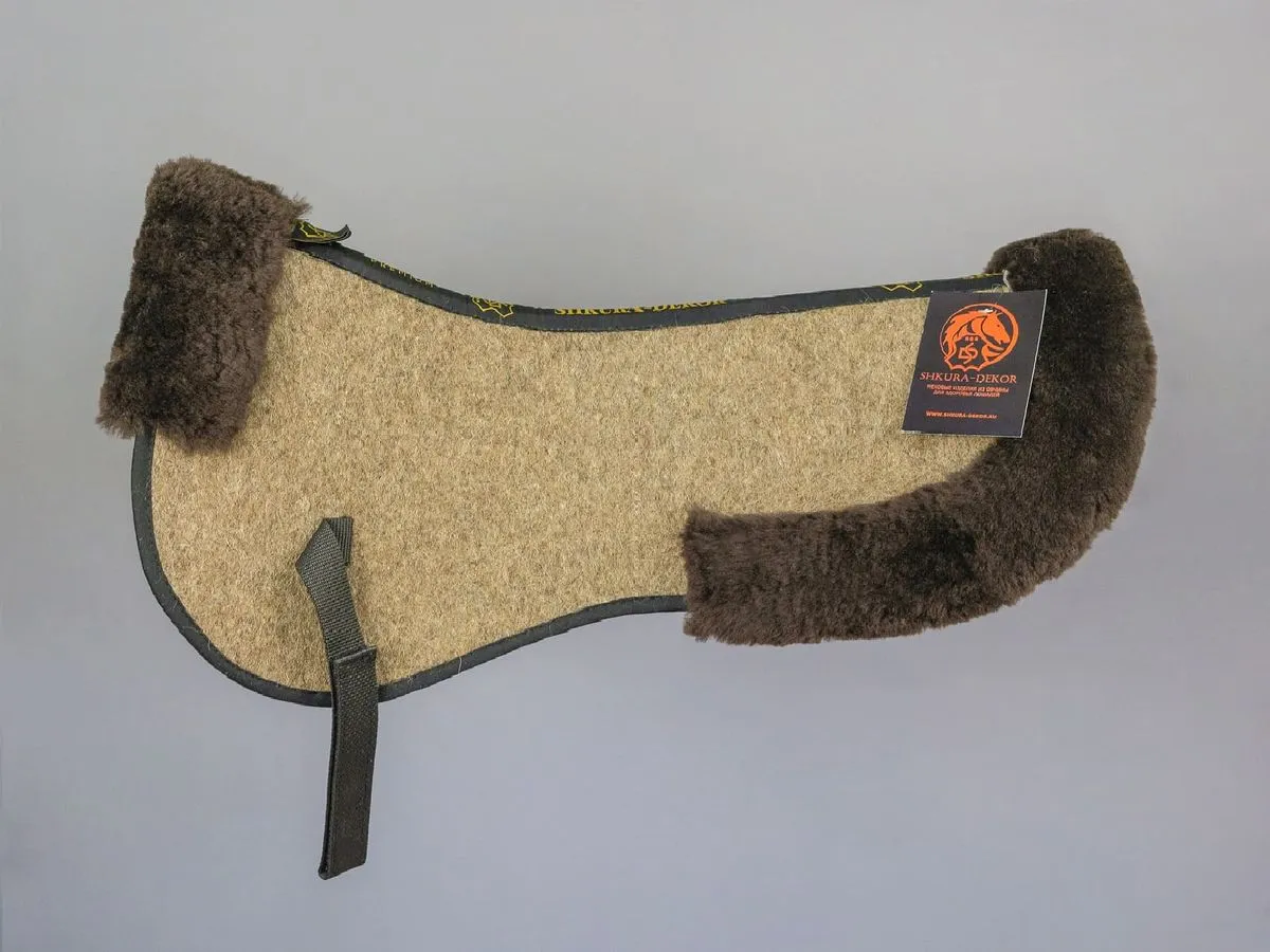Войлочный амортизатор под седло с опушкой из овчины Размер М